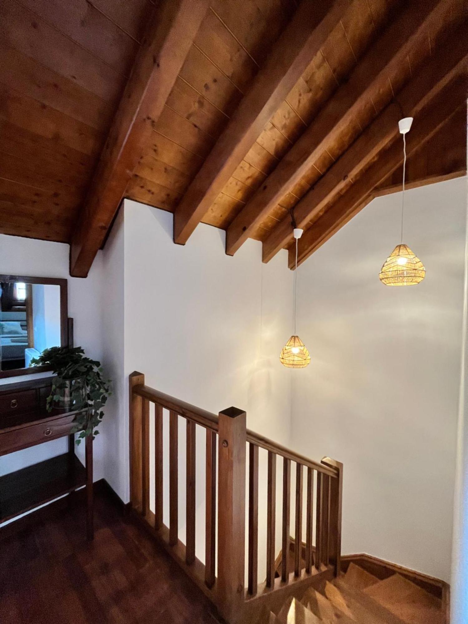 דירות Luxury House Valencia D'Aneu מראה חיצוני תמונה