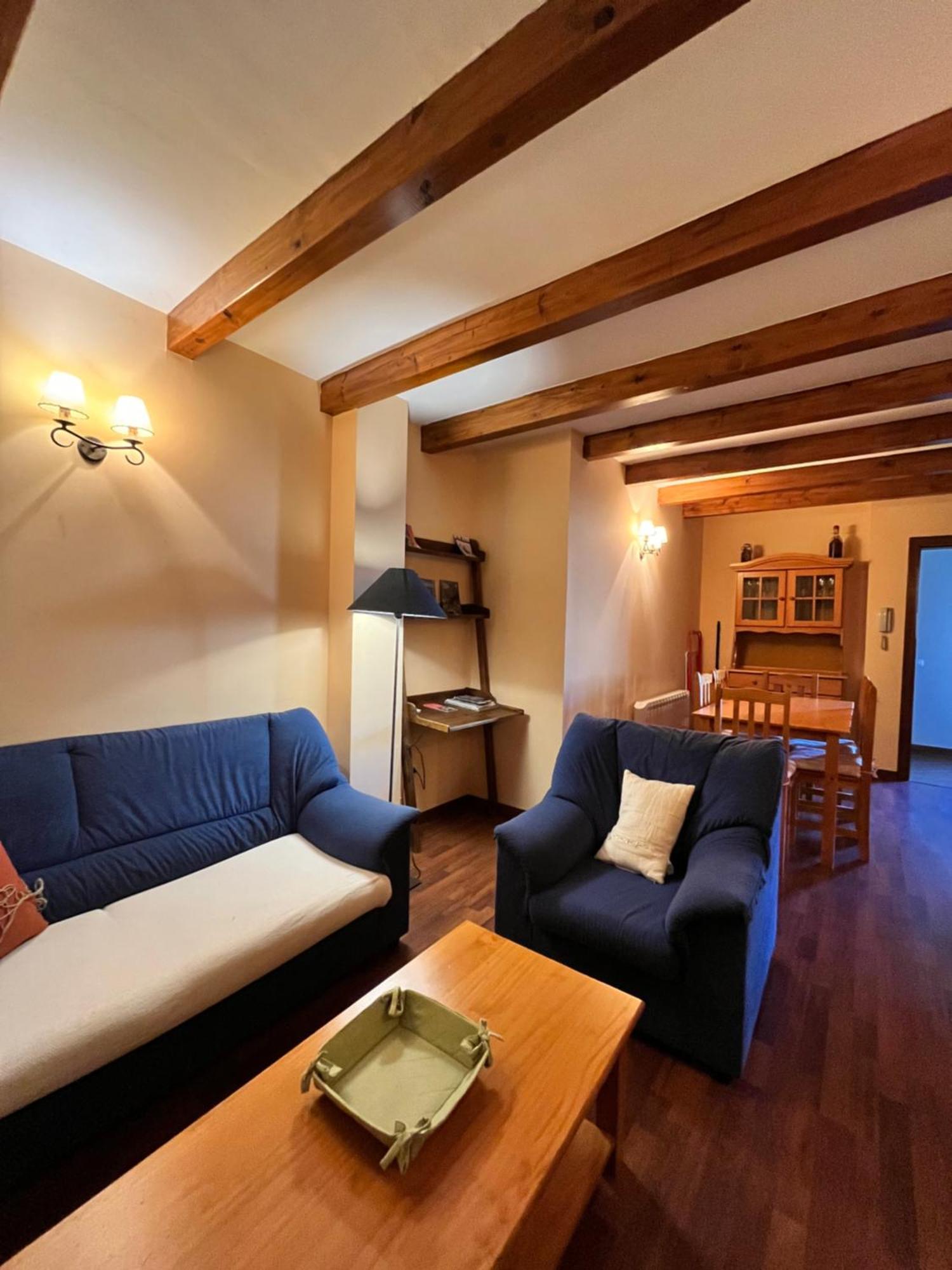 דירות Luxury House Valencia D'Aneu מראה חיצוני תמונה
